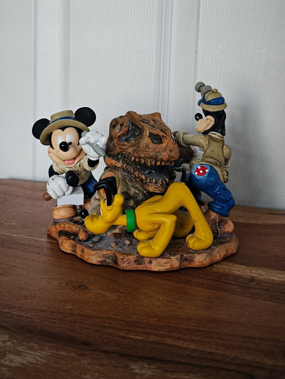 Disney Animal Kingdom "Big Dig in the Boneyard Clock Figure Statue